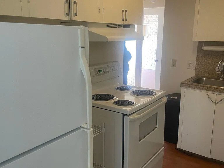 4618 Lake Washington Blvd NE #LOWER FLOOR — Photo 6