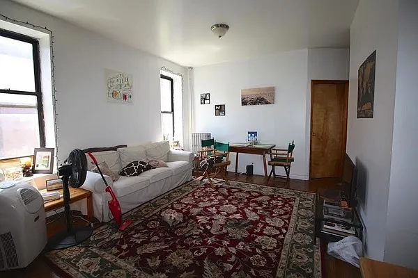 Rented by Exit Realty Landmark | media 10