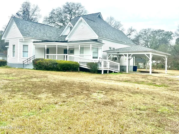203 S Binford Ave, Duck Hill, MS 38925