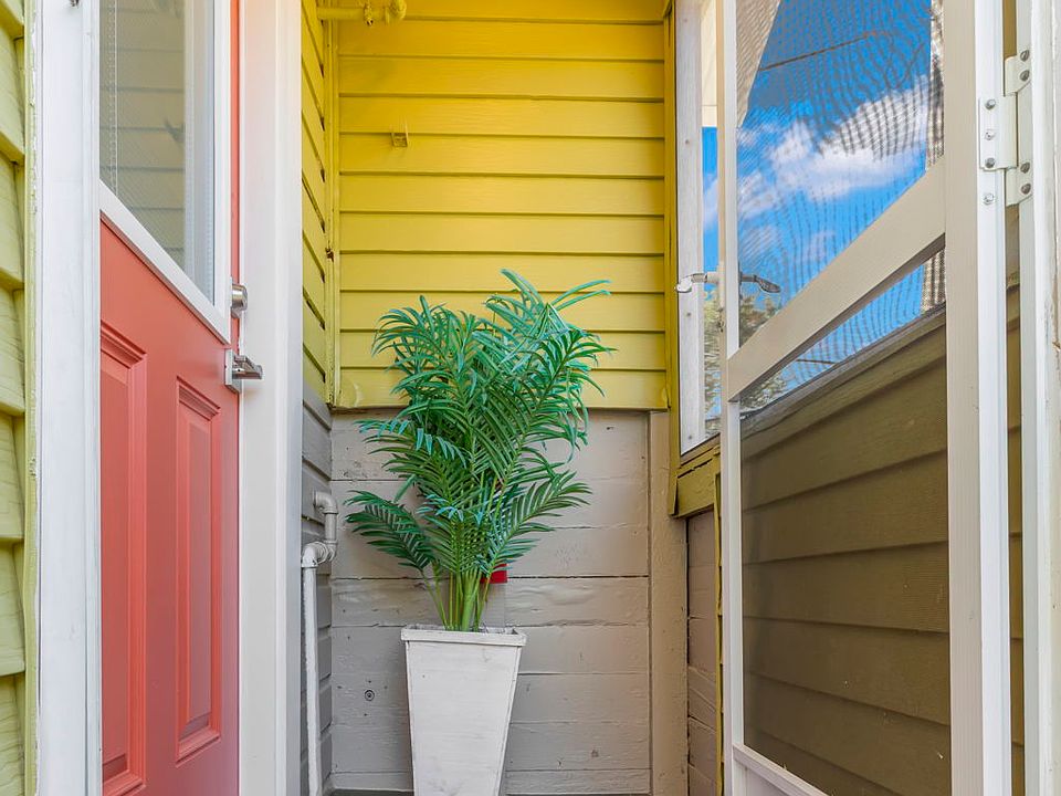 Covered porch entry landing.