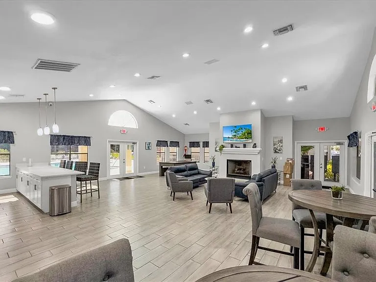 3032 Parkway Blvd #307 — Photo 3