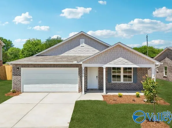 215 Purple Martin Dr, Toney, AL 35773
