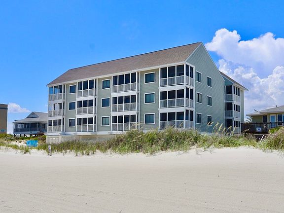 3rd image of 502 N Waccamaw Dr. #302