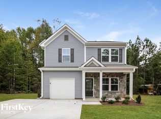 101 W Panther Creek Rd, Troutman, NC 28166