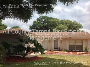 1611 Berkshire Dr, Brandon, FL 33511
