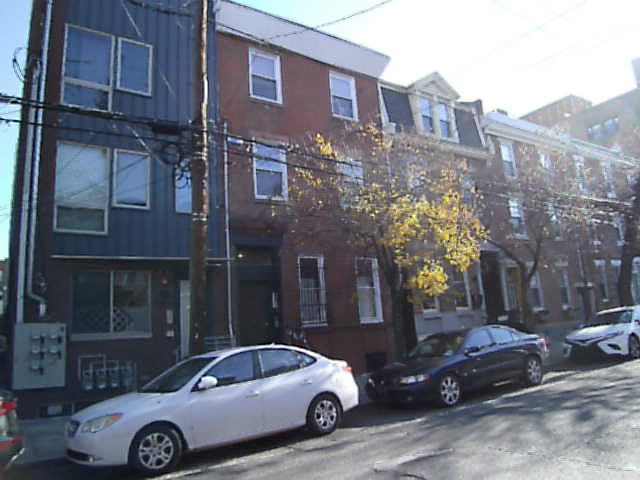 1st image of 1765 Frankford Ave APT 3
