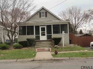 160 Manchester Rd, Schenectady, NY 12304