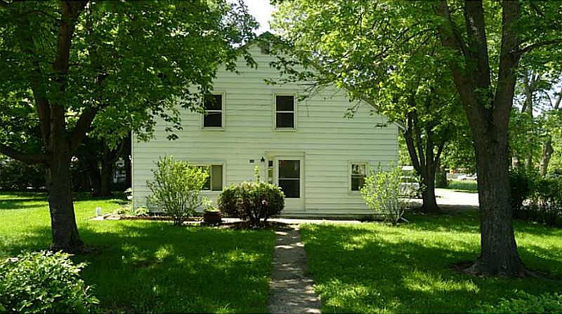 1st image of 406 Storms Ave