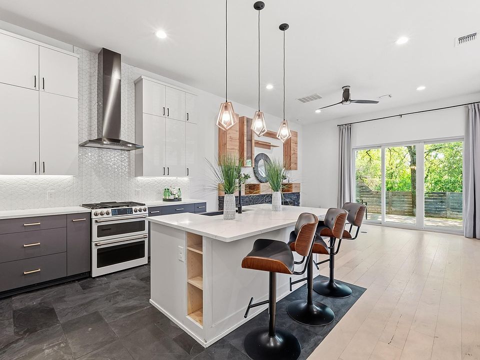 1st image of 3304 E 17th St #B
