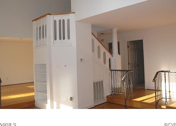 2nd image of 8201 Greystone West Cir #8201