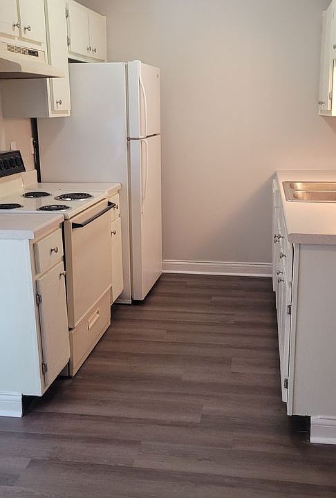 1st image of 3234 N Talbot Ave APT 4
