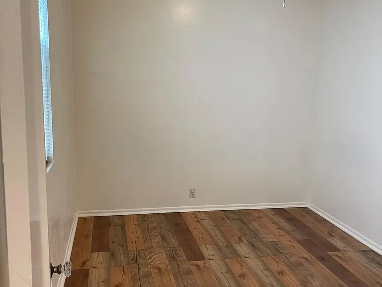 764 Coronado Ave — Photo 7