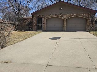 5320 S 66th Street Cir, Lincoln, NE 68516