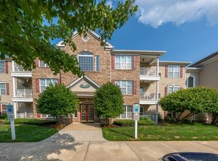 319 Sophee Ln, Lakewood Twp., NJ 08701