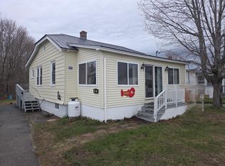 90 Bates St, Millinocket, ME 04462