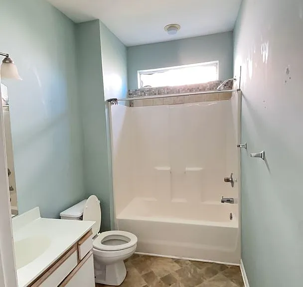 1310 River Oaks Dr #2E — Photo 12