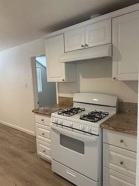 2 bed, 1.0 bath, 750 sqft, $1,475 — Photo 3