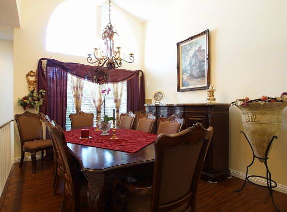 2nd image of 1628 S Camberwell Pl