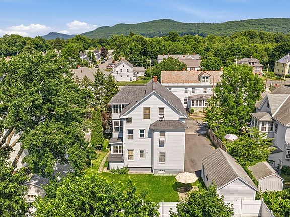 4th image of 12 Johnson Ave