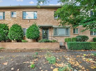 2031 NE Clackamas St APT 14, Portland, OR 97232