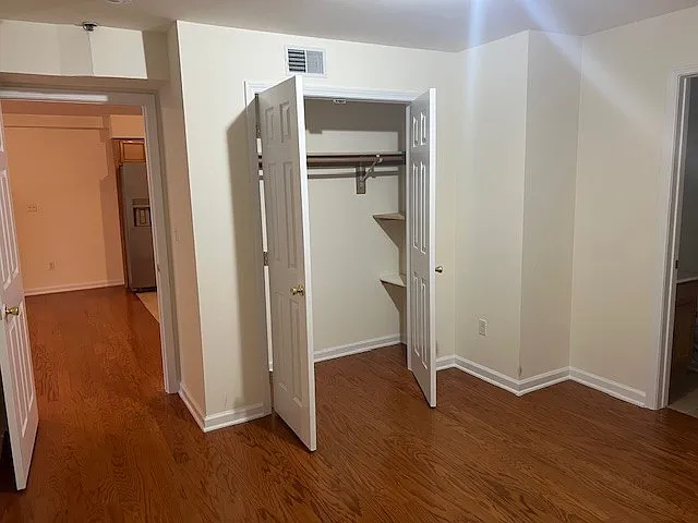 1031 Clinton St #3A — Photo 9
