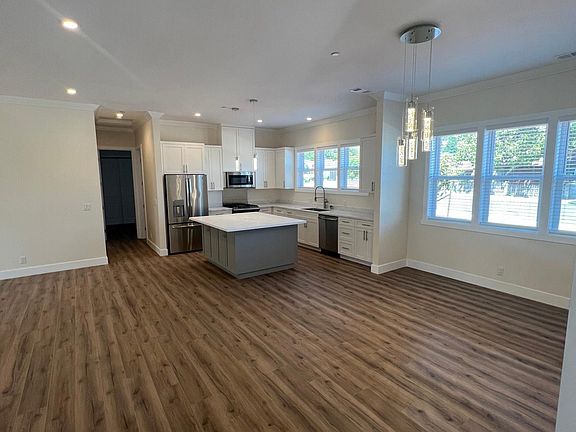 2nd image of 17635 Peak Ave