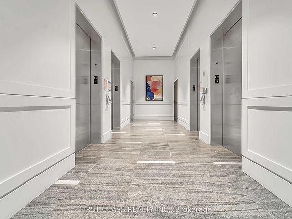 5th image of 488 University Ave #3901