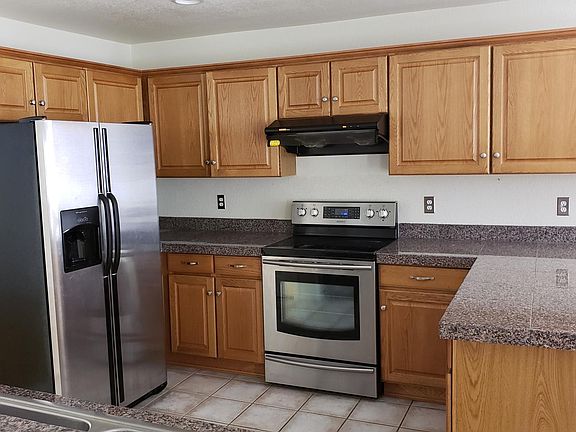 4th image of 1335 S Boyero Ct