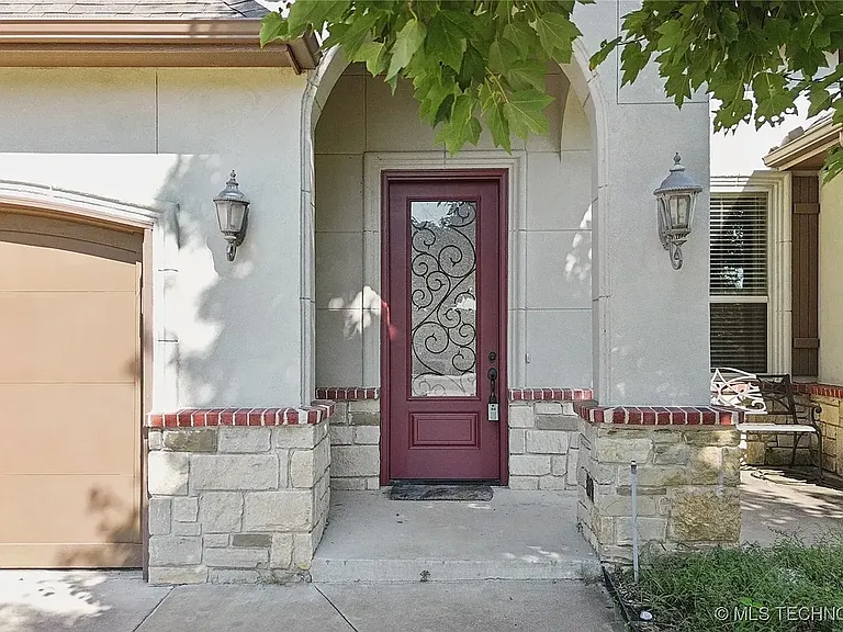 11285 S 73rd Pl E — Photo 7