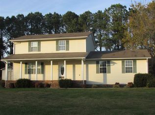 1114 Carey Cir, Lawrenceburg, TN 38464