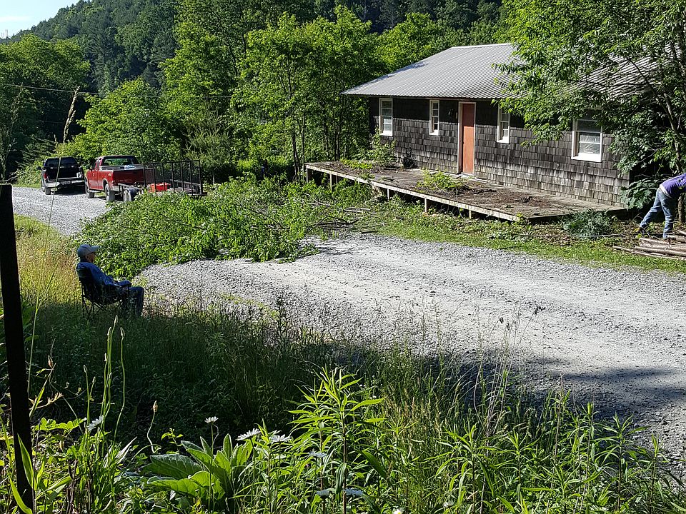 2nd image of 278 Stuart Williams Rd #1-2
