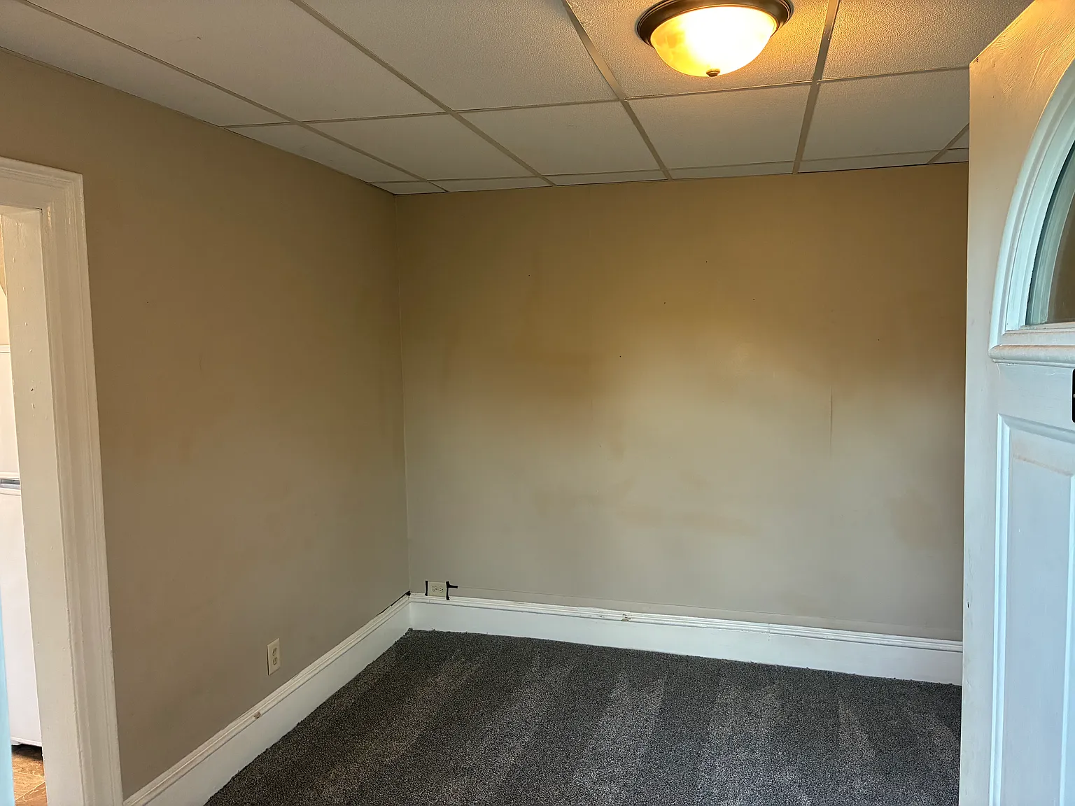 1 bed, 360 sqft, $750 — Photo 2