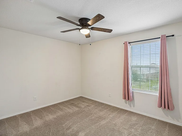 1605 Fields View Dr — Photo 24