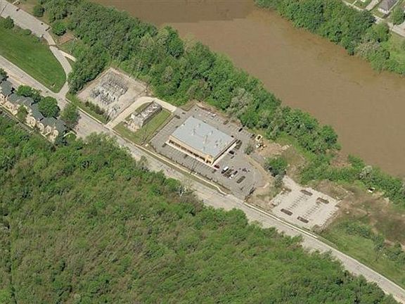 3rd image of 770 Wilkinson Blvd