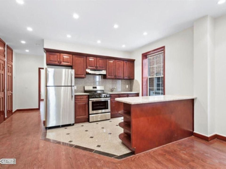 1st image of 4317 61st St Fl 1