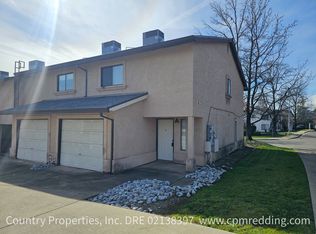 1217 Lancers Ln APT A, Redding, CA 96003
