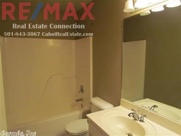 54 Magnolia Dr — Photo 11