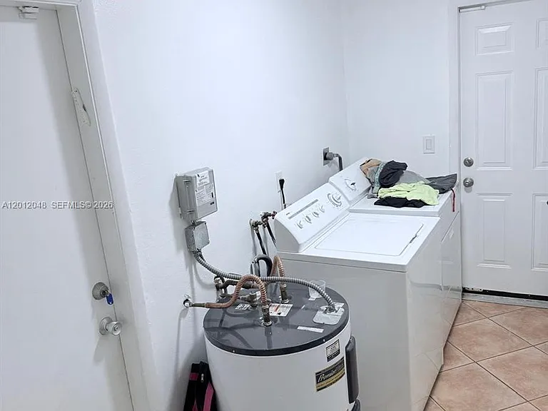 9356 Byron Ave — Photo 11