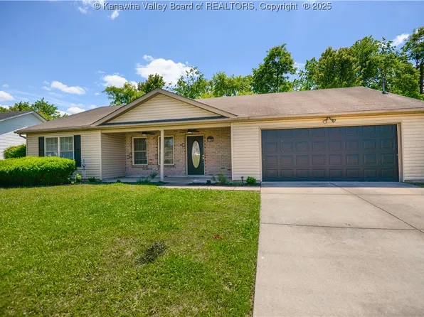 3037 Victorian Pl, Hurricane, WV 25526