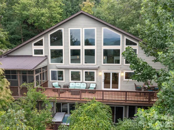 60 Whispering Stream Trl, Hendersonville, NC 28739