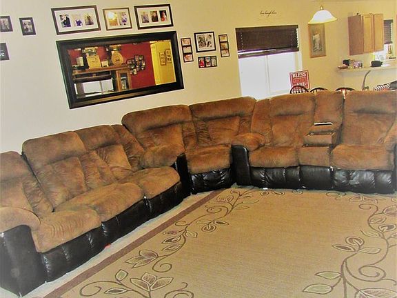 5th image of 291 Bellevue Ct