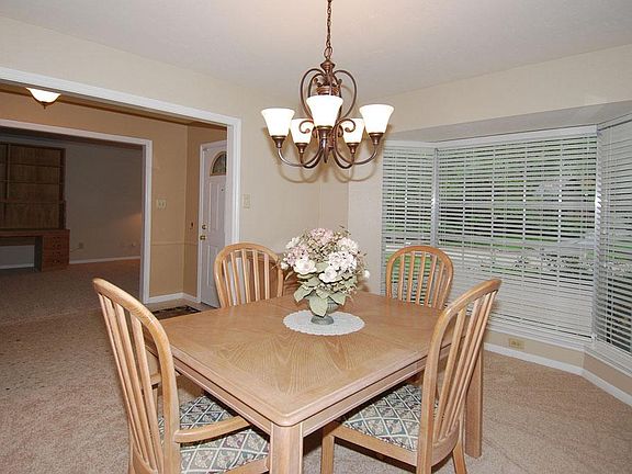 5th image of 1718 Woodland Vista Dr