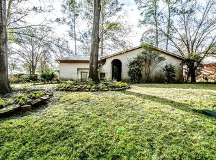 2609 Pine Shadows Dr, Huntsville, TX 77320