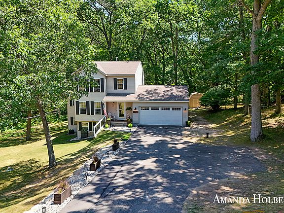 2nd image of 6576 Ramsdell Dr NE