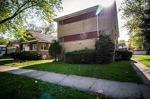 1st image of 13826 S La Salle St