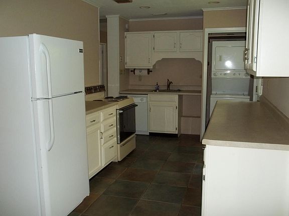 2nd image of 1309 Sumac Dr