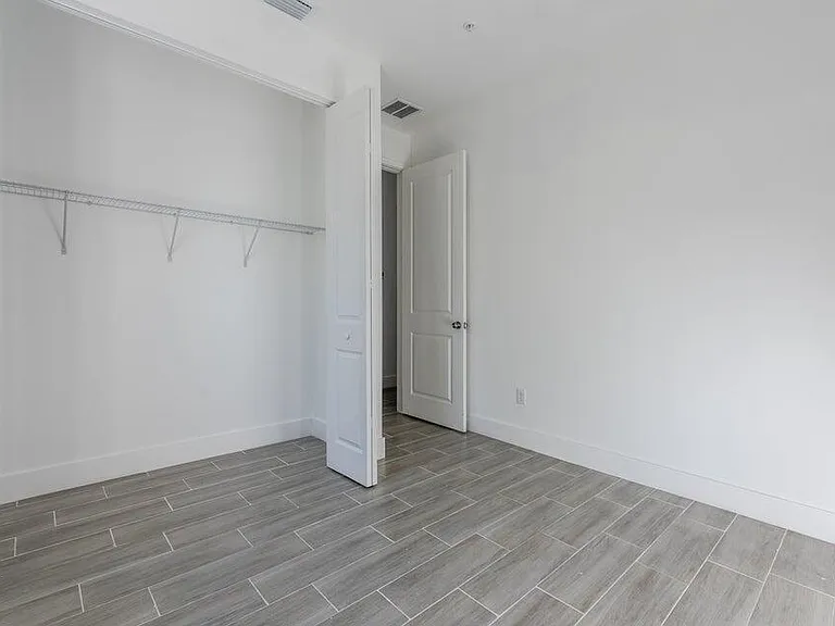 246 Rotonda Blvd W #3 — Photo 12