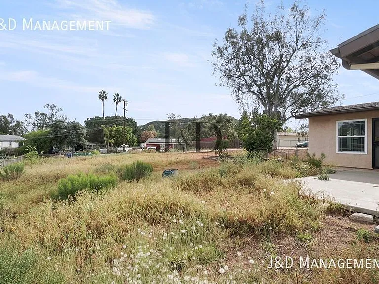 151 Bonita Pl — Photo 23