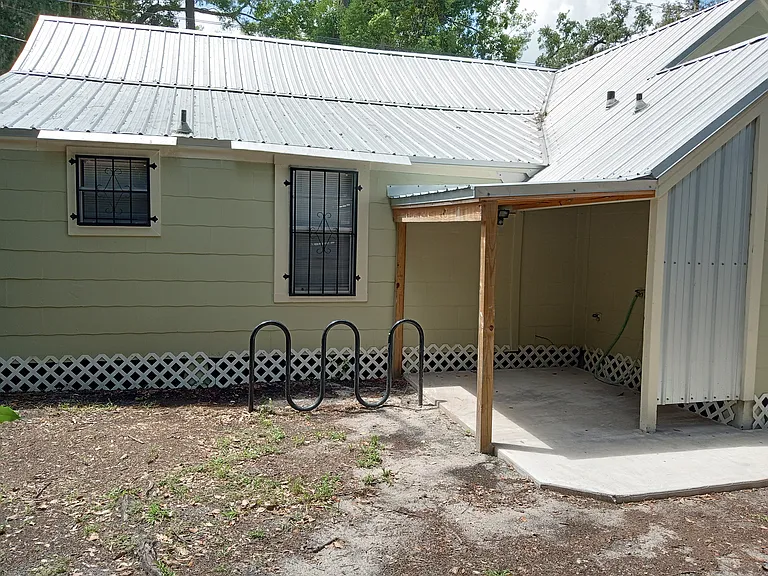 928 NW 3rd Ave — Photo 14