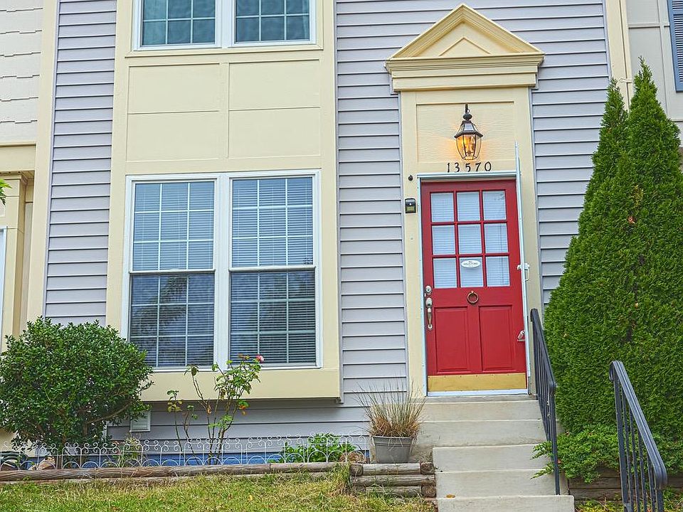 1st image of 13570 Highland Mews Ct